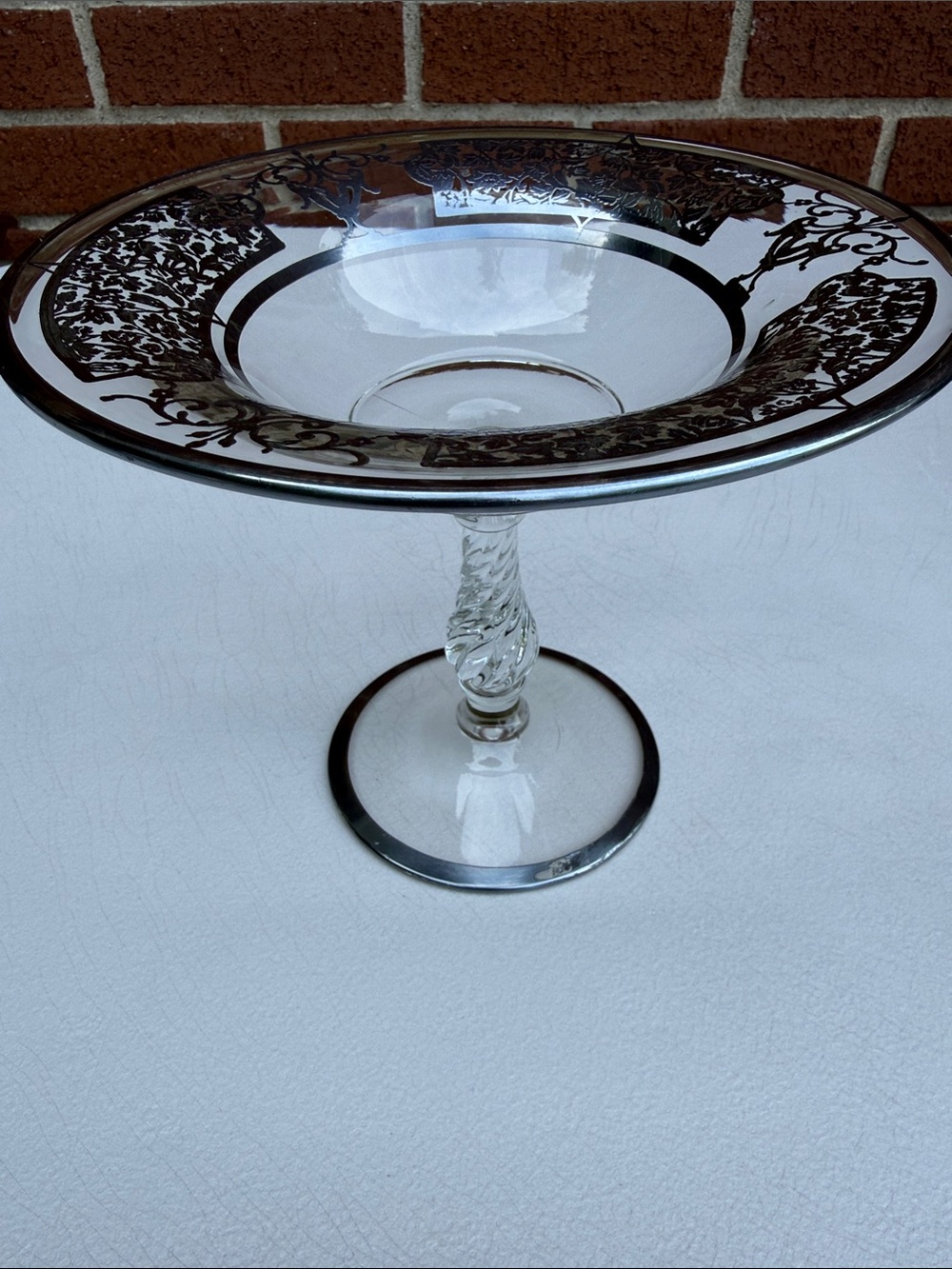 Stunning Cambridge Crystal
Chantilly Etched Compote 7.25" X 6"T Antique Vintage